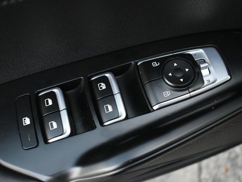 Used 2023 Kia K5 LXS image 13