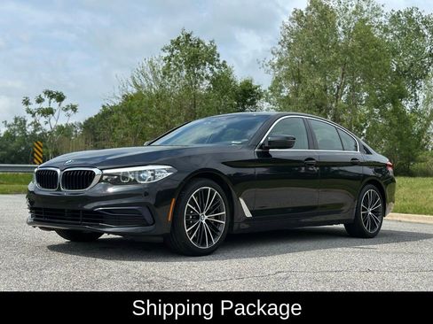 Used 2019 BMW 530i xDrive w/ Convenience Package AWD/4WD image 3