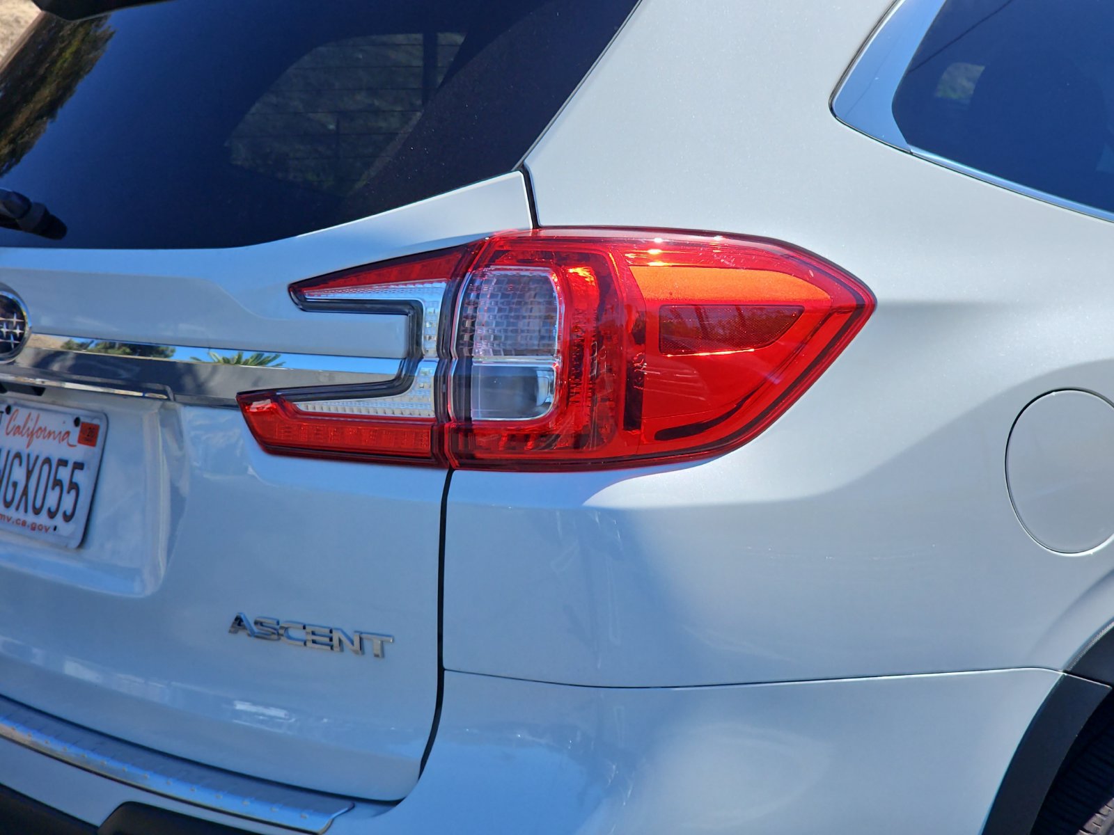 Used 2025 Subaru Ascent Premium AWD/4WD image 11