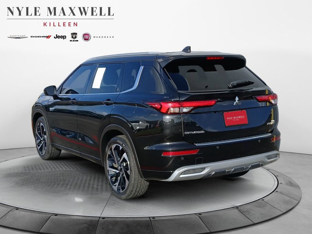 Used 2023 Mitsubishi Outlander SEL 40th Anniversary AWD/4WD image 14