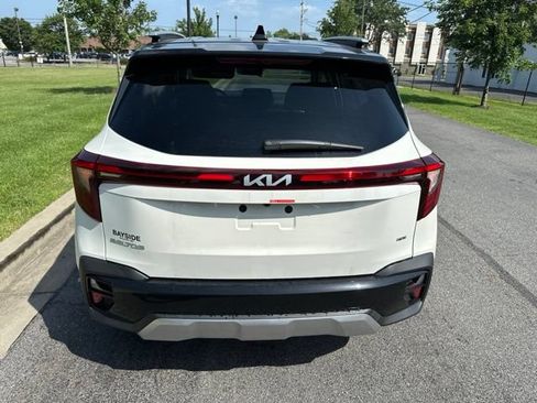 New 2026 Kia Seltos S AWD/4WD image 18