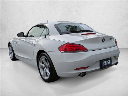 Used 2009 BMW Z4 sDrive35i image 8