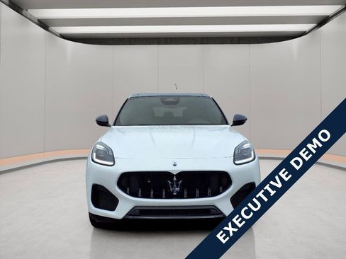 New 2025 Maserati Grecale Modena image 2