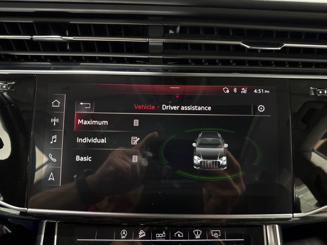 Used 2020 Audi Q8 Prestige AWD/4WD image 78