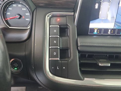 Certified 2021 Chevrolet Tahoe Z71 w/ Z71 Signature Package AWD/4WD image 15