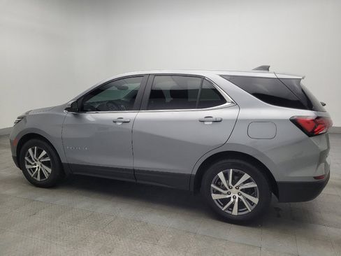 Used 2024 Chevrolet Equinox LT image 3