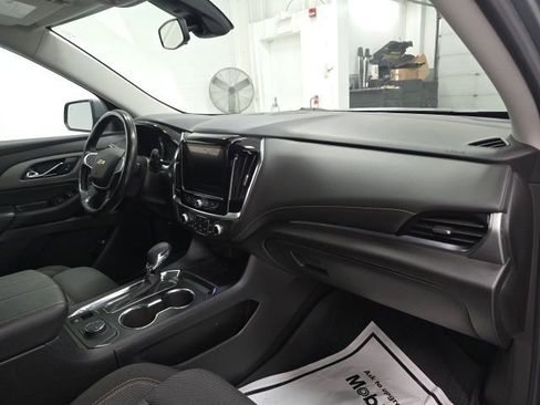Certified 2021 Chevrolet Traverse LT image 29