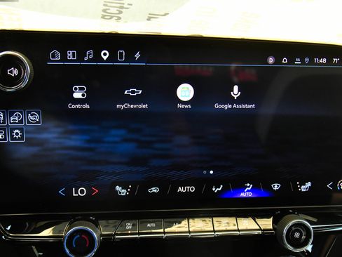 Used 2024 Chevrolet Blazer EV LT AWD/4WD image 27