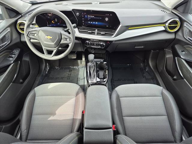 Used 2026 Chevrolet Trax LT FWD image 18