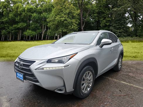 Used 2016 Lexus NX 200t 200t image 3