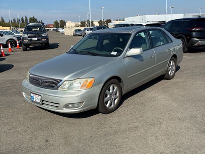 Used 2000 Toyota Avalon XLS