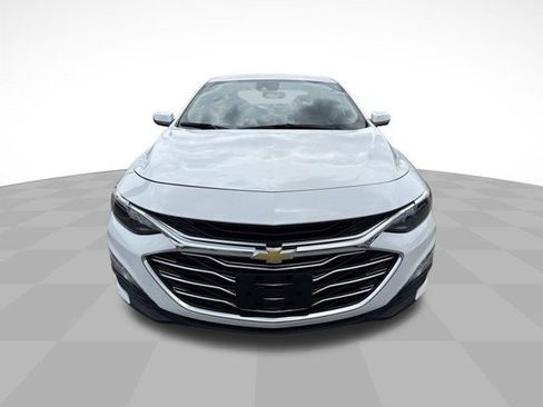 Used 2023 Chevrolet Malibu LT w/ Driver Confidence Package FWD image 2