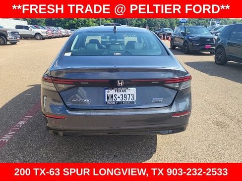 Used 2025 Honda Accord Touring image 7