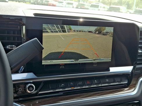 New 2026 GMC Sierra 1500 Elevation image 13