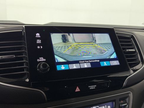 Used 2022 Honda Passport TrailSport image 18