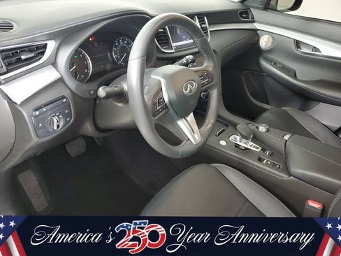 Certified 2022 INFINITI QX50 Essential FWD image 21