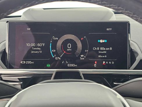 Used 2024 GMC Sierra EV Denali image 25