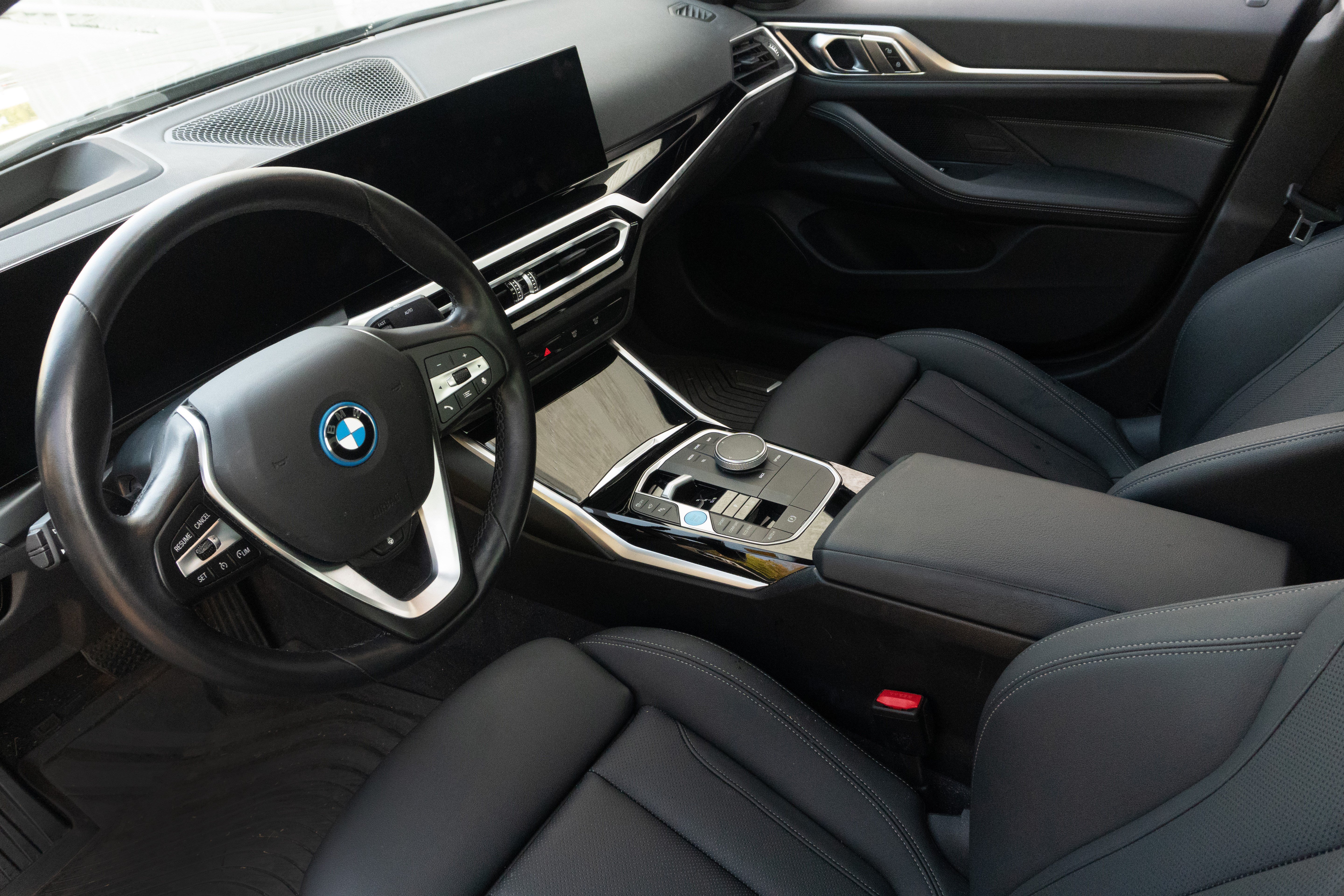 Used 2024 BMW i4 eDrive40 w/ Premium Package RWD image 10