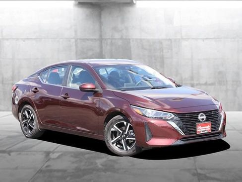 Certified 2025 Nissan Sentra SV FWD image 2