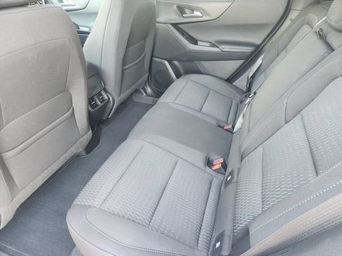 Used 2026 Chevrolet Equinox LT FWD image 31