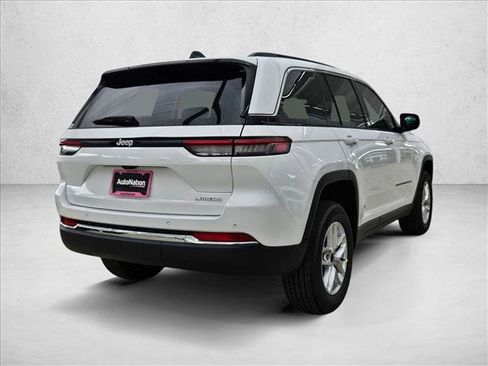 New 2026 Jeep Grand Cherokee Laredo X RWD image 2