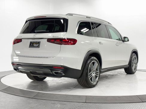 Certified 2025 Mercedes-Benz GLS 450 4MATIC image 35