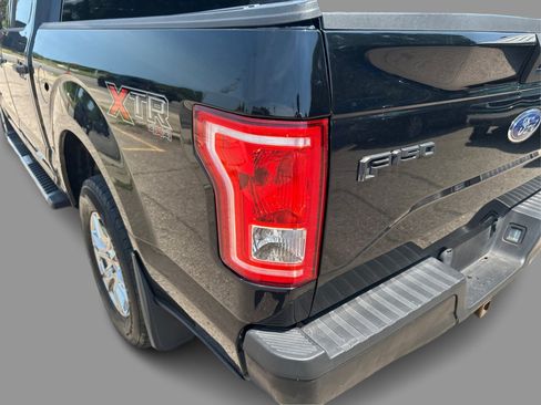 Used 2017 Ford F150 XLT w/ Equipment Group 301A Mid AWD/4WD image 28