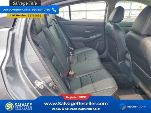 Used 2020 Nissan Sentra SR w/ Premium Package FWD image 13