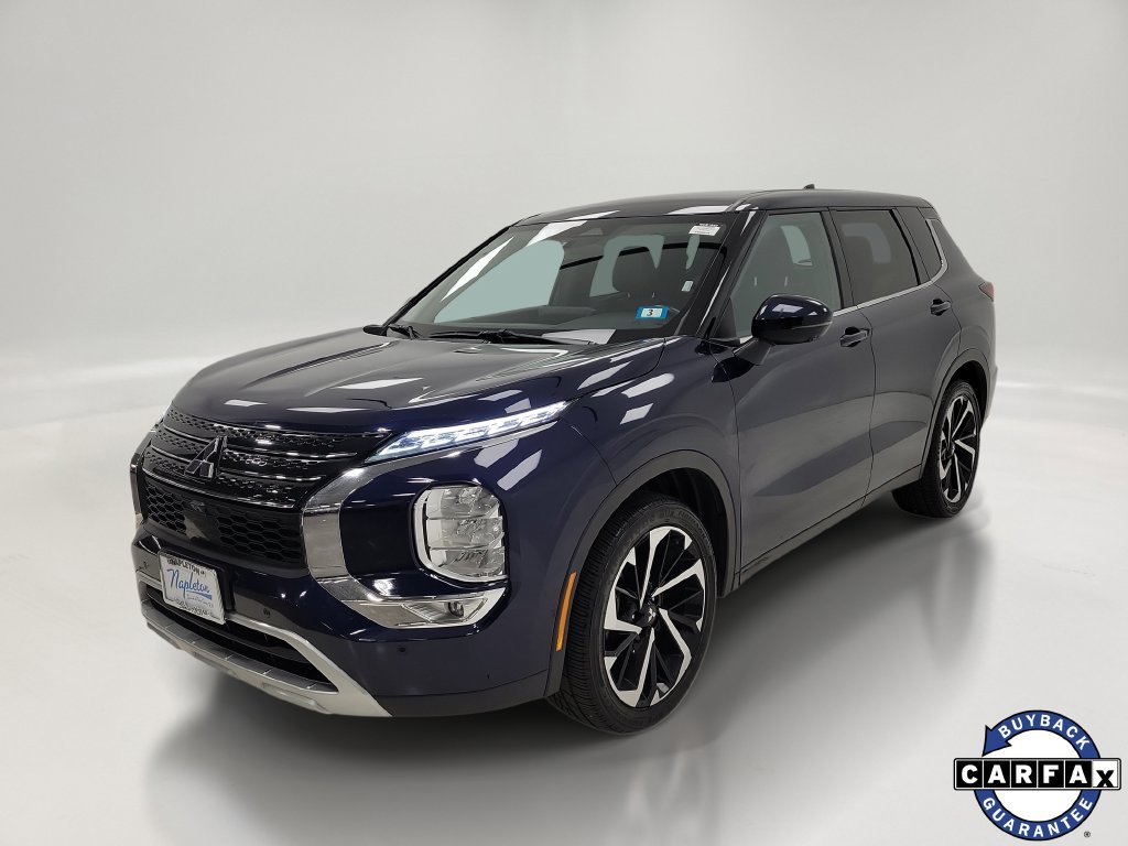 Used 2024 Mitsubishi Outlander SE FWD image 1