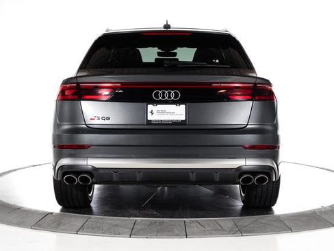 Used 2024 Audi SQ8 Prestige AWD/4WD image 4