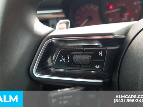 Used 2022 Porsche Macan AWD/4WD image 14