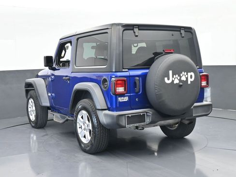 Used 2020 Jeep Wrangler Sport image 4