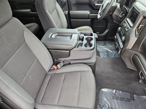 Certified 2025 Chevrolet Silverado 2500 Custom w/ Custom Value Package AWD/4WD image 20
