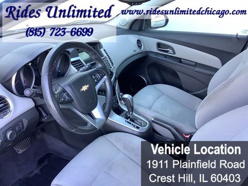 Used 2011 Chevrolet Cruze LT FWD image 13