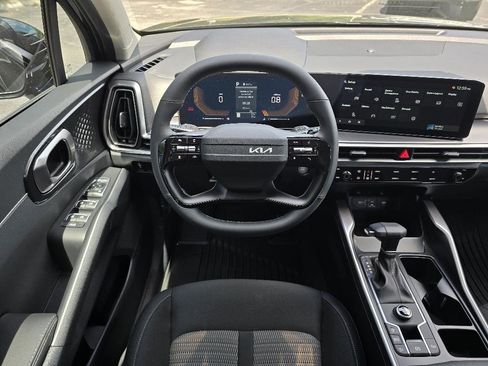 New 2026 Kia Sorento LX FWD image 6