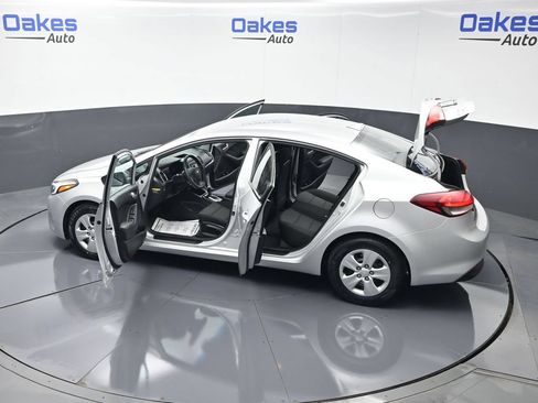 Used 2017 Kia Forte LX FWD image 54