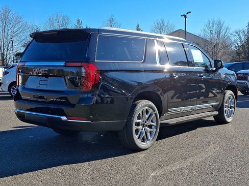 New 2026 GMC Yukon XL Elevation image 4