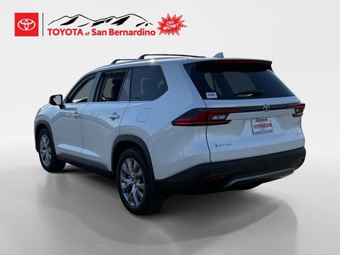 New 2026 Toyota Grand Highlander AWD Hybrid image 3