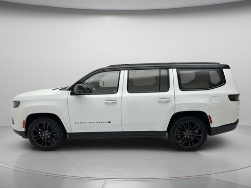 Used 2023 Jeep Grand Wagoneer Series II AWD/4WD image 9