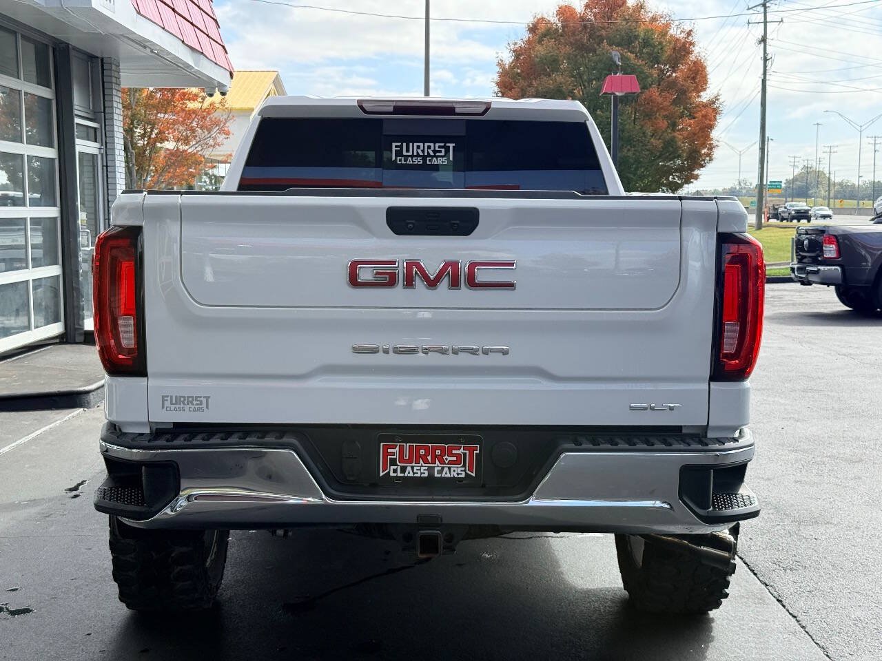 Used 2019 GMC Sierra 1500 SLT AWD/4WD image 4