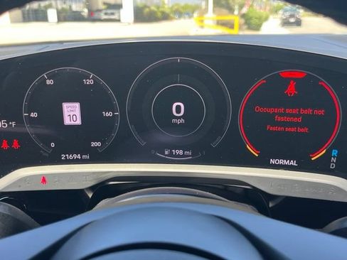 Used 2023 Porsche Taycan 4S AWD/4WD image 22