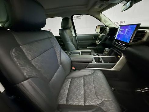 Used 2024 Toyota Tundra Limited image 29