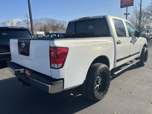 Used 2008 Nissan Titan SE image 4