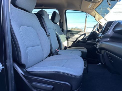 Used 2019 RAM 1500 Big Horn image 25