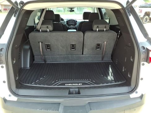 Certified 2019 Chevrolet Traverse LT FWD image 12