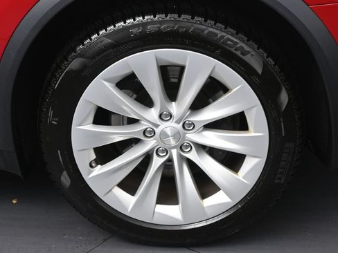 Used 2016 Tesla Model X 90D AWD/4WD image 10