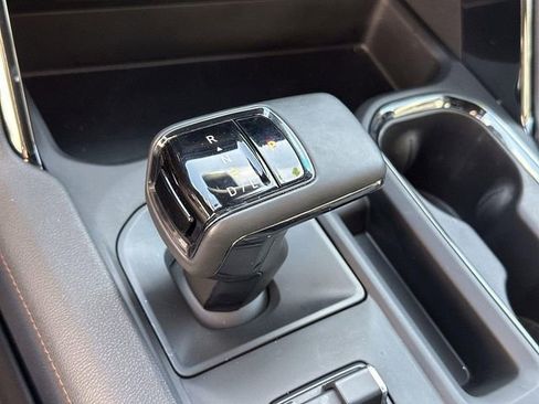 Used 2025 GMC Sierra 1500 AT4 image 15