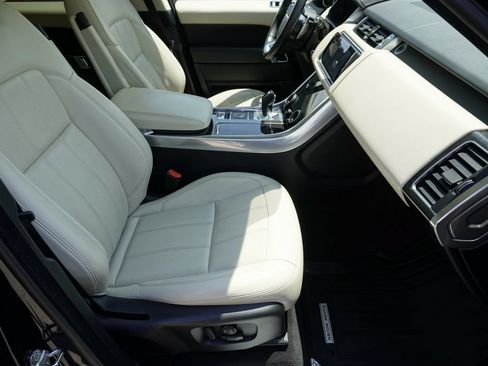 Used 2019 Land Rover Range Rover Sport Supercharged AWD/4WD image 23