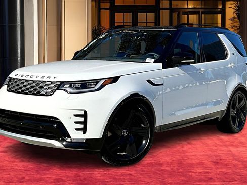 New 2026 Land Rover Discovery Limited Edition image 1