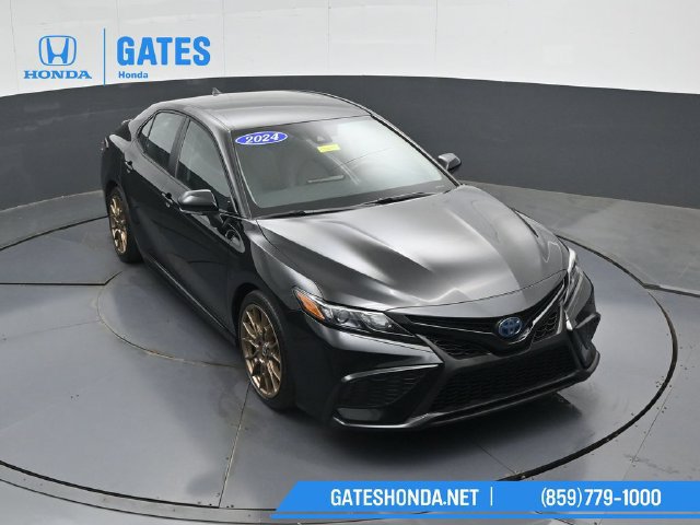 Used 2024 Toyota Camry SE w/ Convenience Package FWD image 45